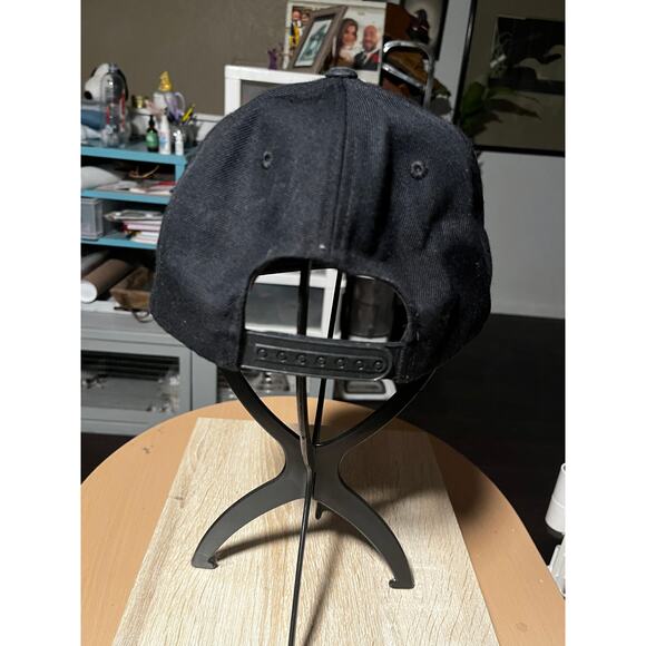 Toby Mac TM Hawaiian Floral Snapback Hat - Picture 4 of 11